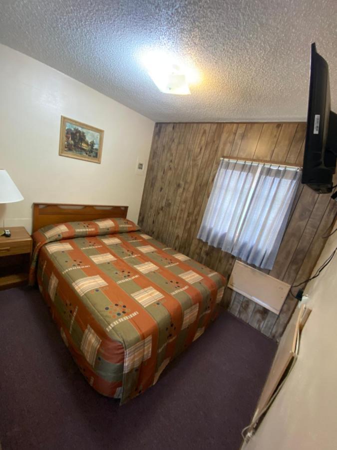 Rainbow Motel Thermopolis Eksteriør billede